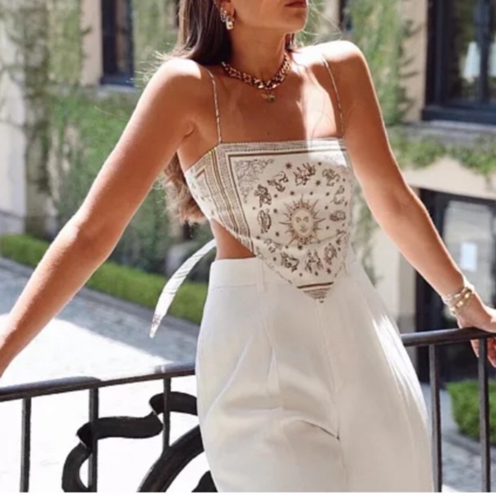 WeWoreWhat Cream and Brown Crop Top